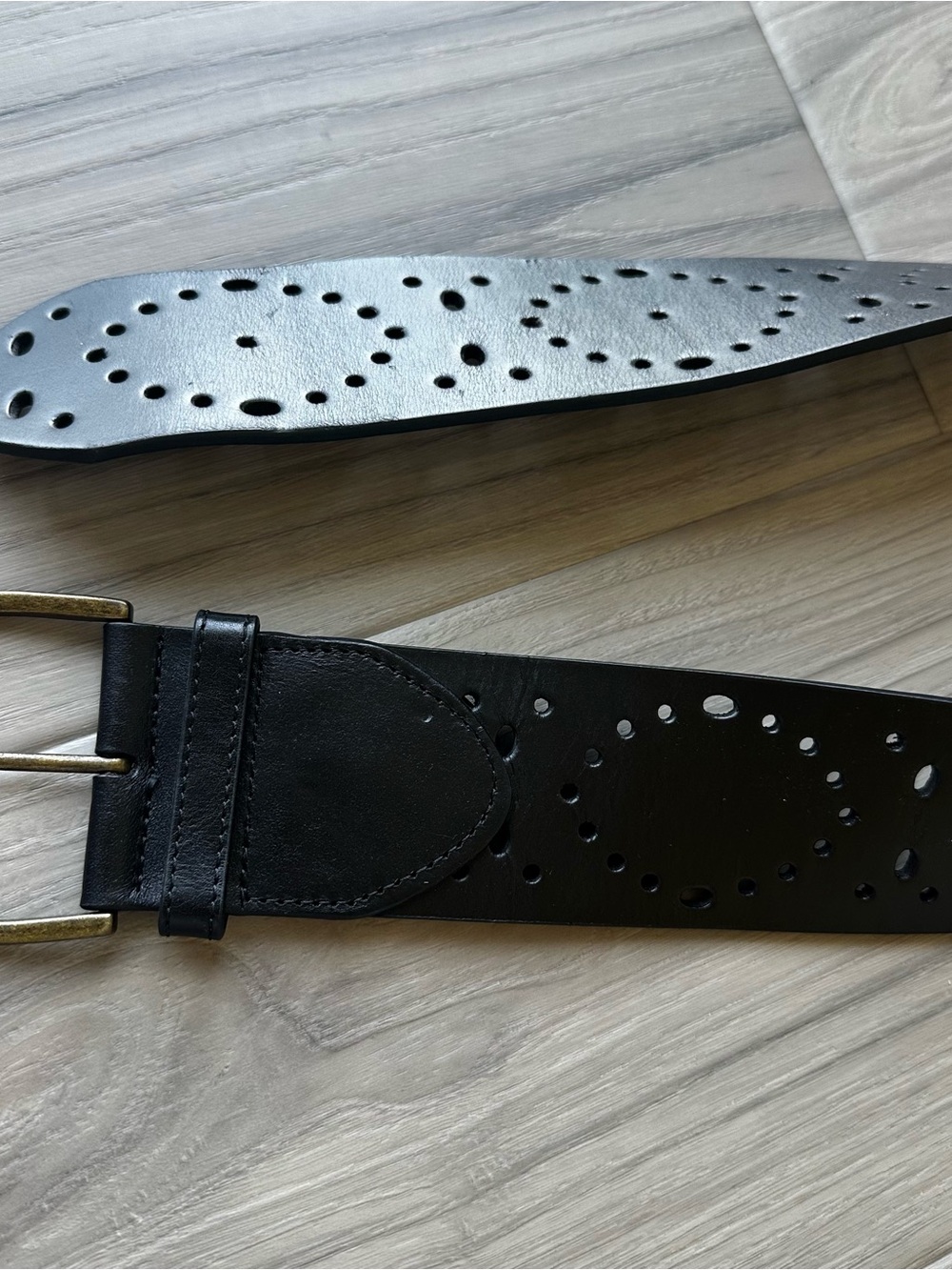 Cabi Eyelet Belt - Picture 2 of 3